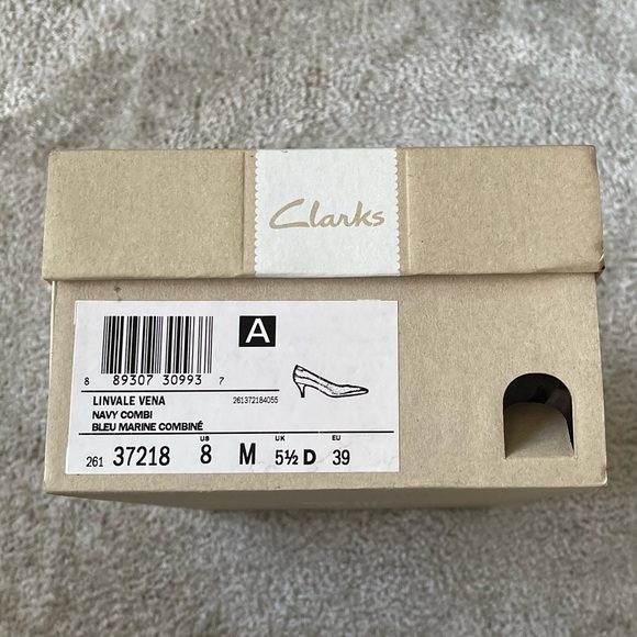 Clarks Pumps - Picture 2 of 5